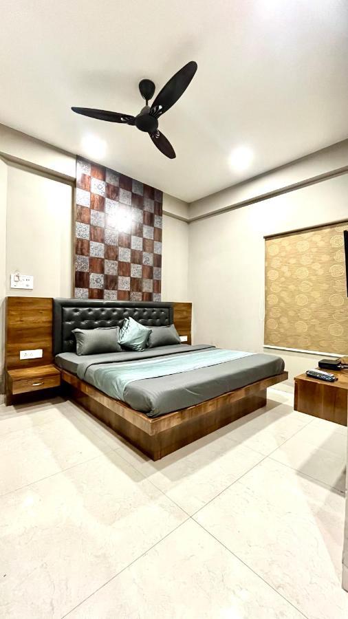 Stayzy Evanka Indore Exterior foto